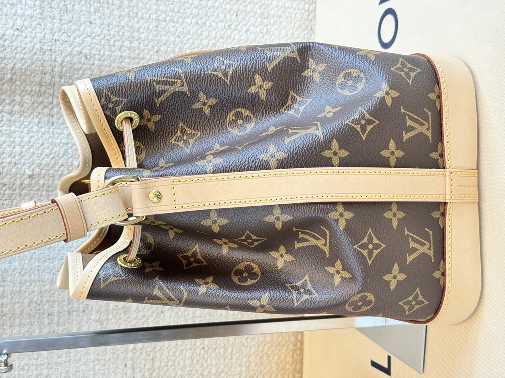 100 Original Louis Vuitton Petit Noe Monogram M40818